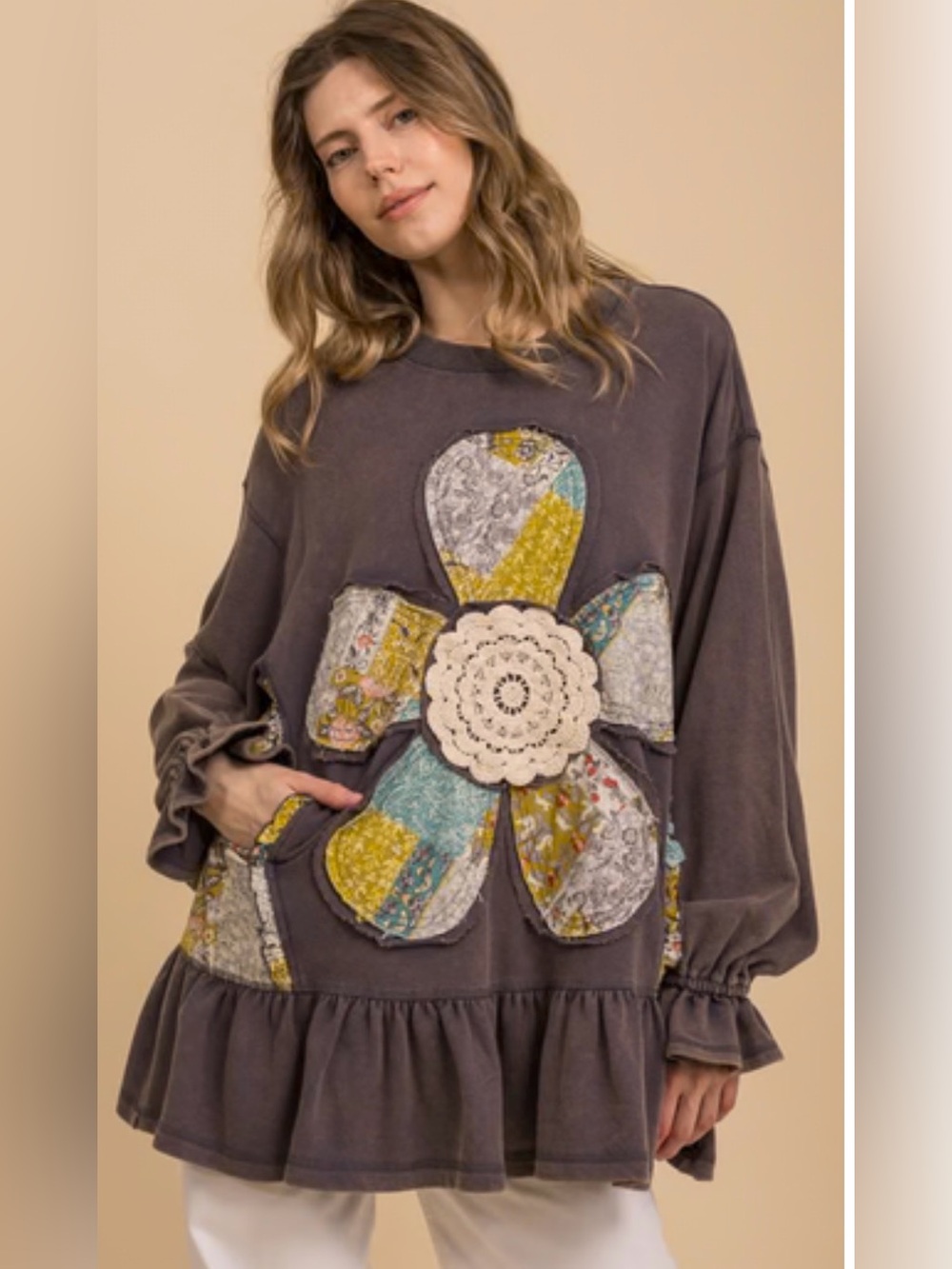 BlueVelvet French Terry Flower Patchwork Top in Washed Denim🌟